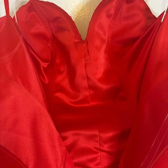 BERLINNOVA Red Tiered Corset Dress - Picture 13 of 14